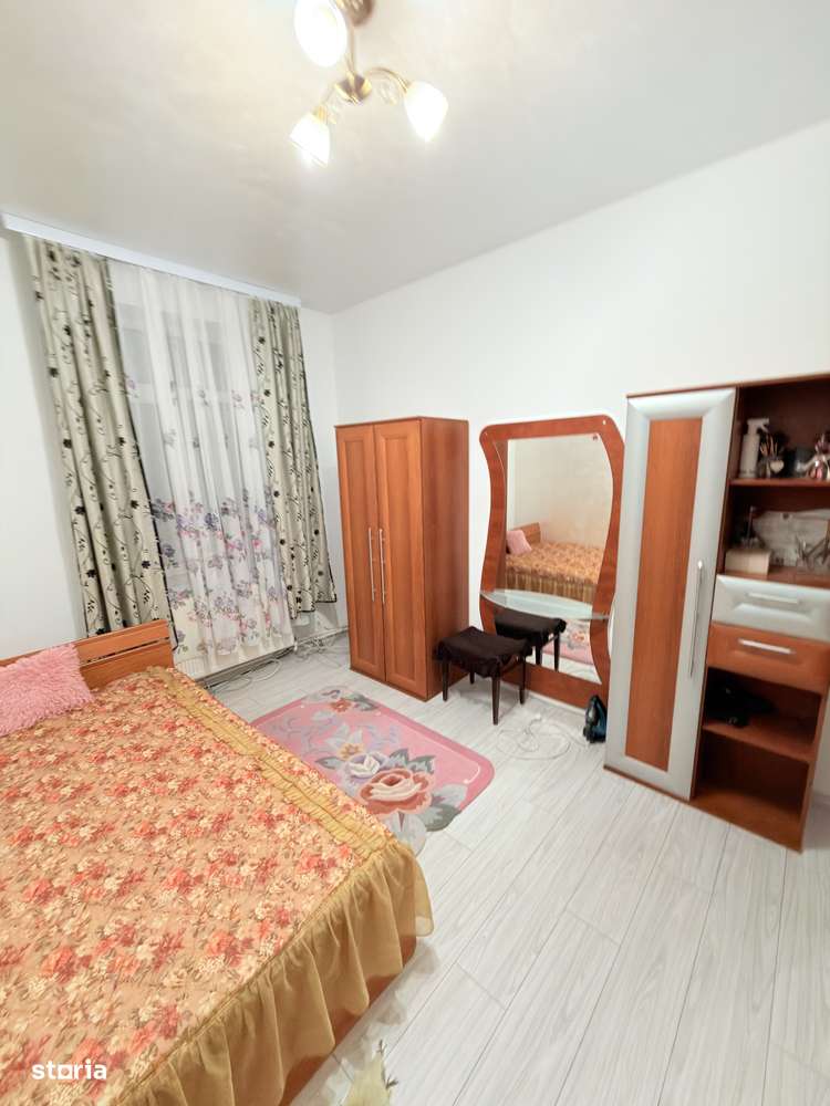 Casa renovata zona Kilometrul 0 - Imagine principală: 4/11