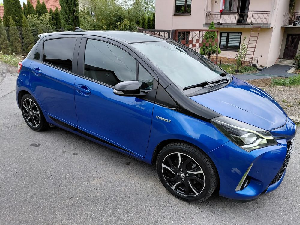 Toyota Yaris III Hybrid 100 Selection Platinum 2018
