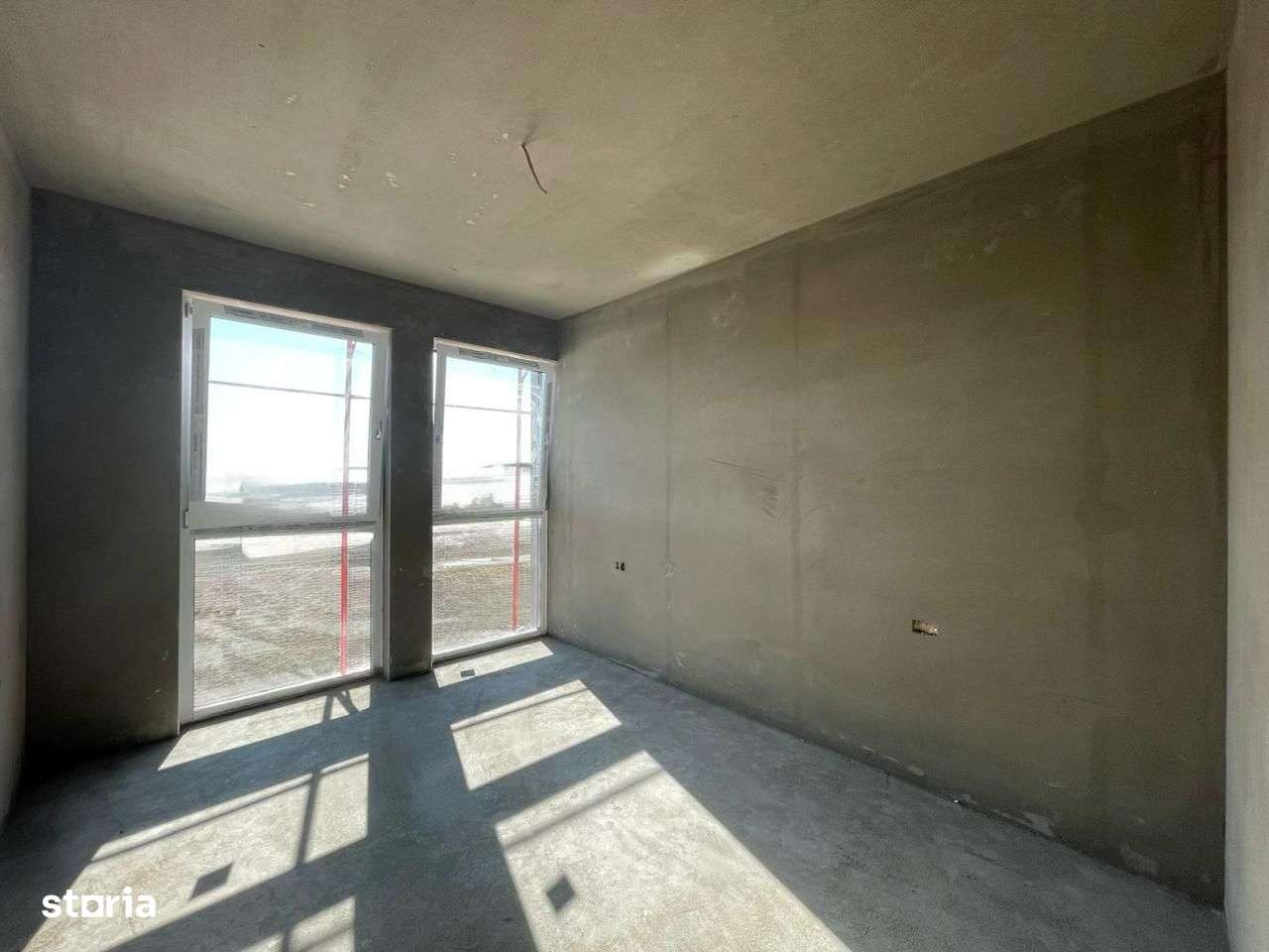 Apartament 3 camere - semidecomandat - 1450€/mp - Imagine principală: 4/7