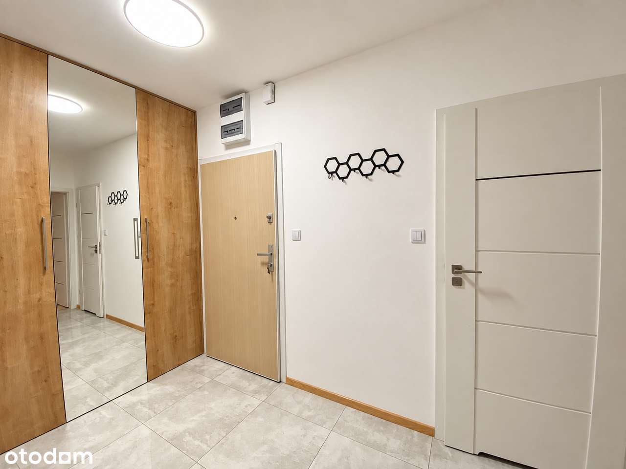 Nowoczesne mieszkanie 51 m² z balkonem i dwoma miejscami postojowymi-5