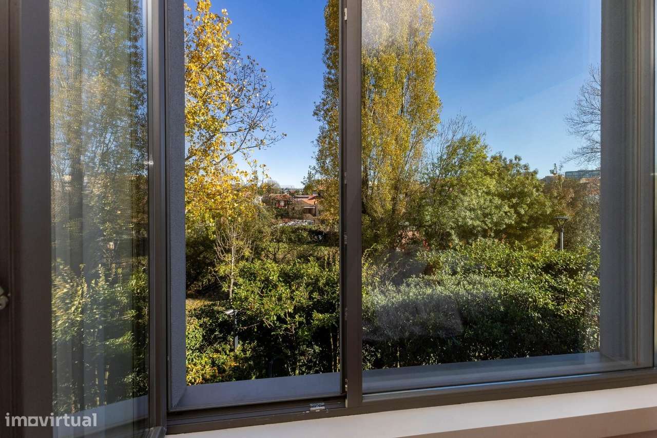 Fantástica moradia T3, com  jardim, piscina, situada em zona tranquila-46