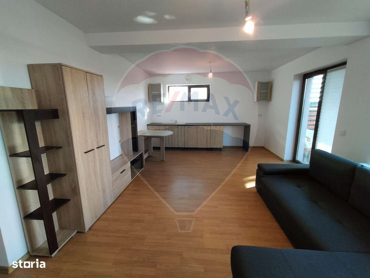 Casă / Vilă cu 4 camere la 25 min de Piata Victoriei - Tartasesti - Imagine principală: 3/18