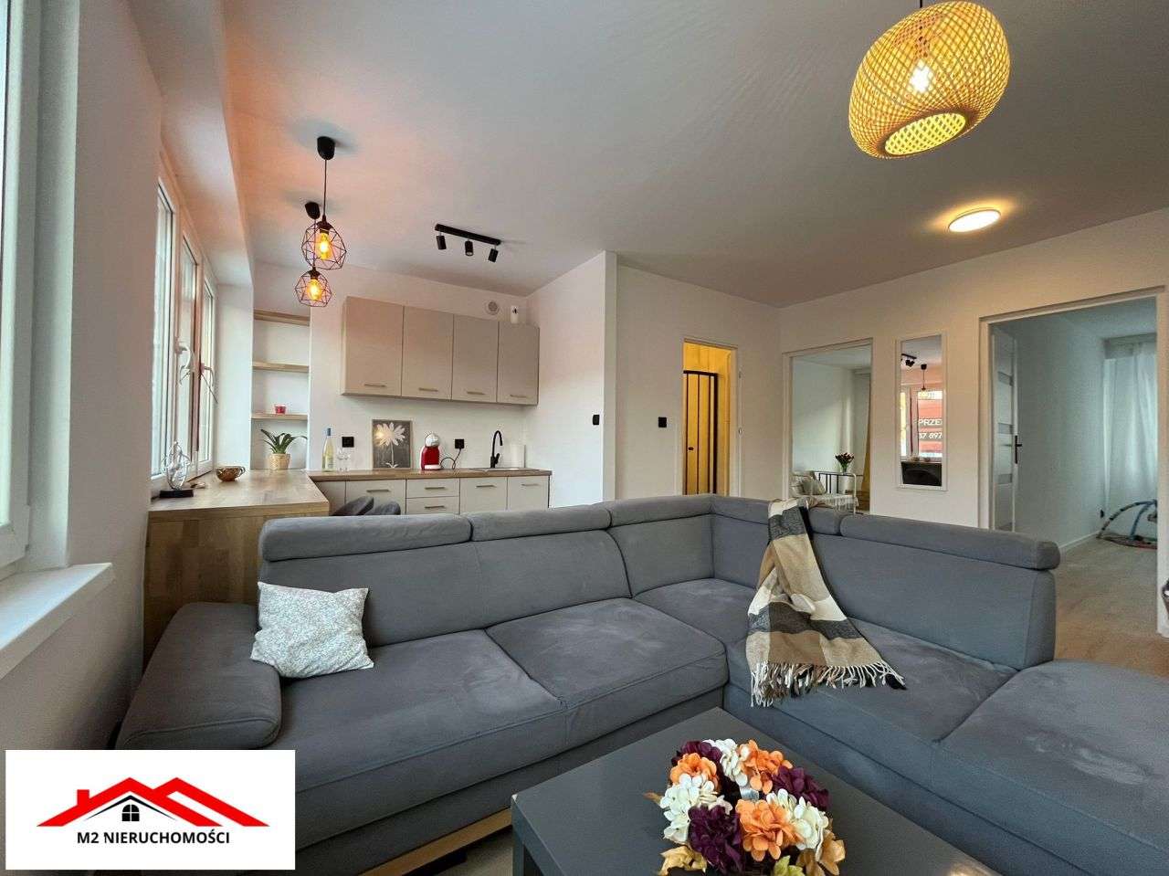 Sprzedam mieszkanie po remoncie generalnym. 2 pięt-3