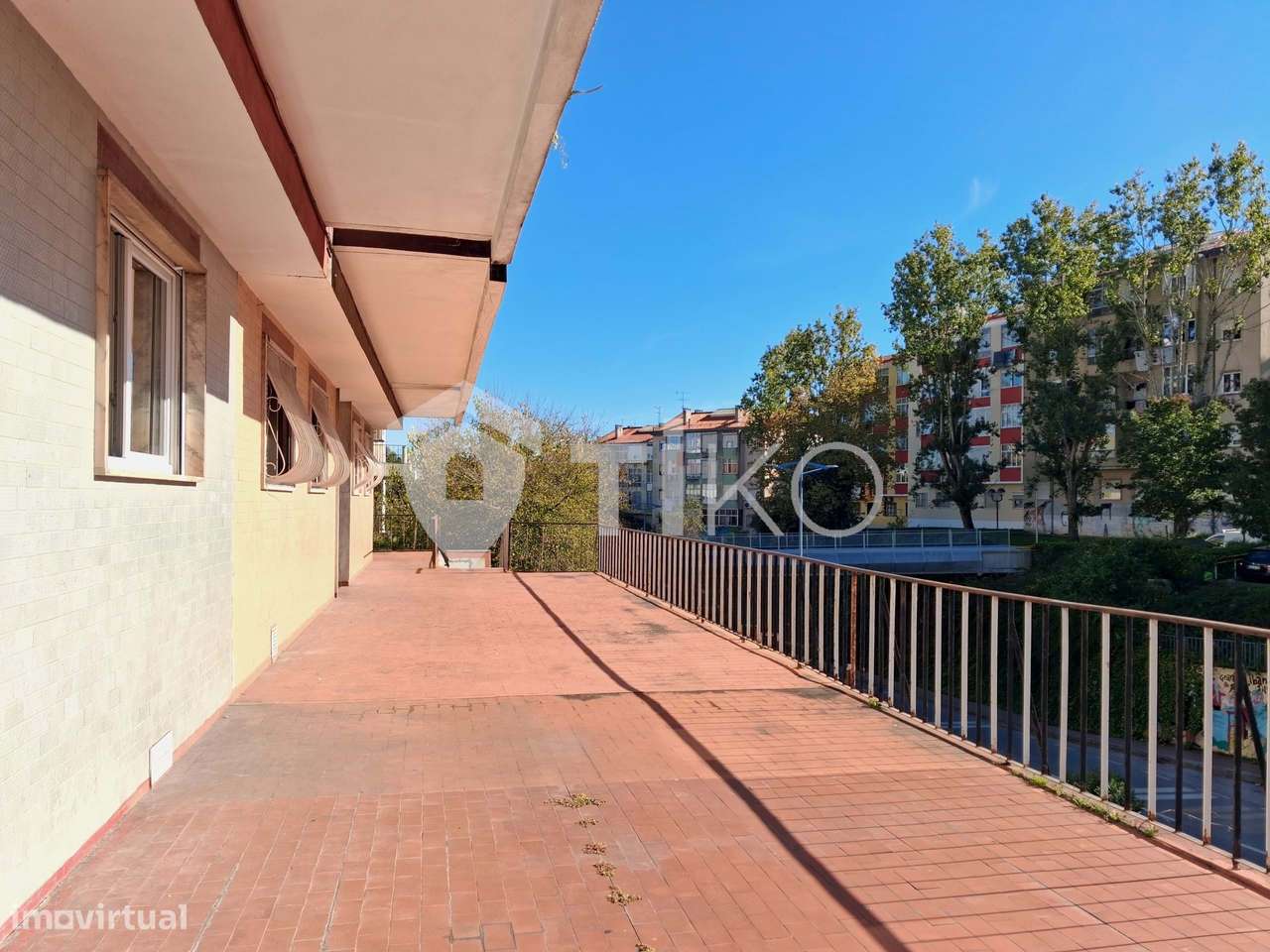 Apartamento T3 em Amadora-35