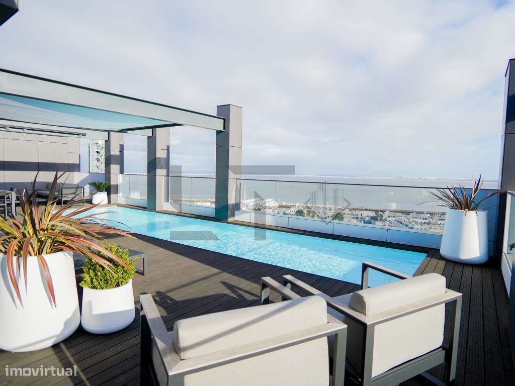 Penthouse T4 com Terraço e Piscina Privada com plena vista Rio, par... - Grande imagem: 5/60