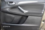 Ford S-Max 2.0 TDCi DPF Titanium - 24