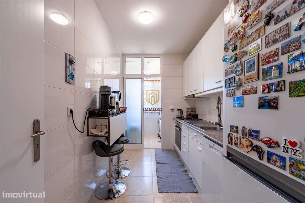 T2 renovado em Valongo com garagem e varanda-7