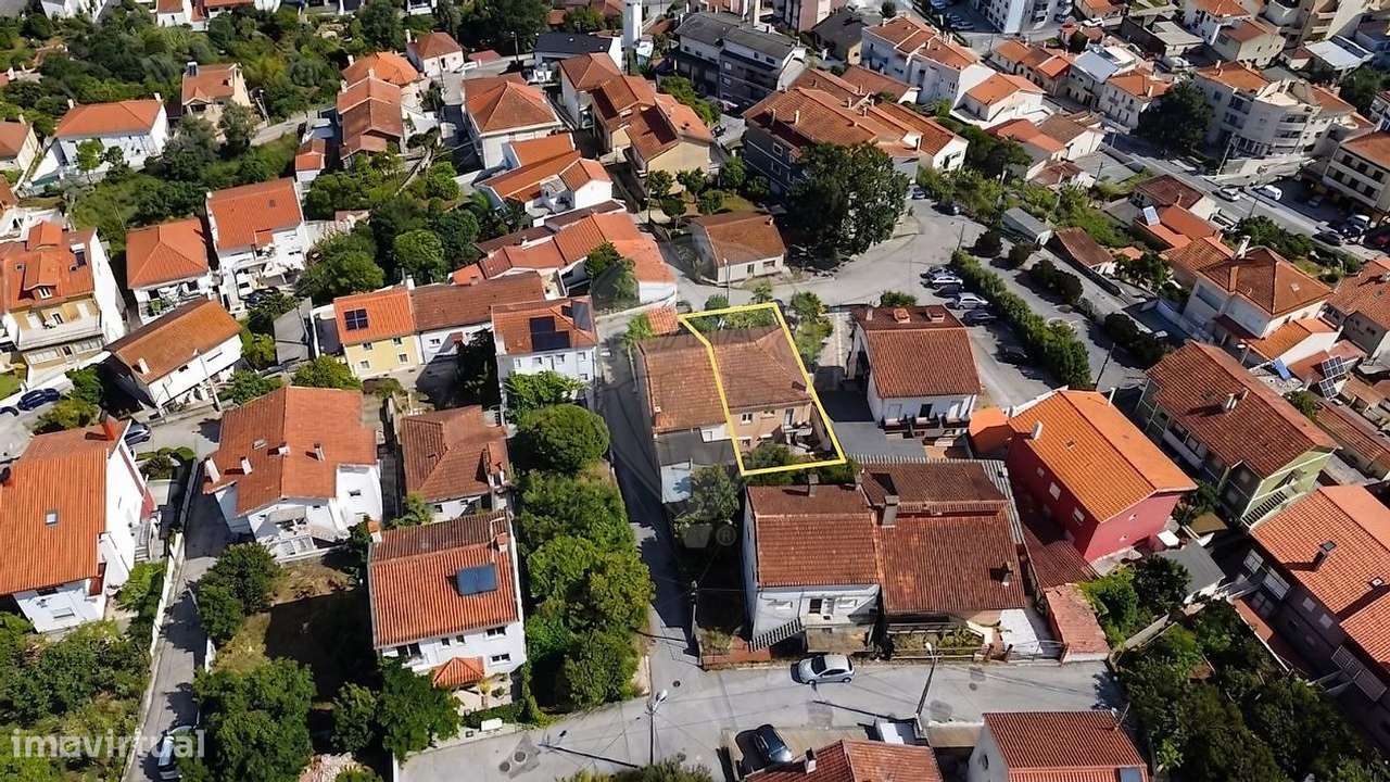 Moradia T6 para venda-4