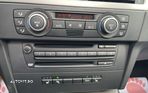 BMW Seria 3 320i Touring - 12