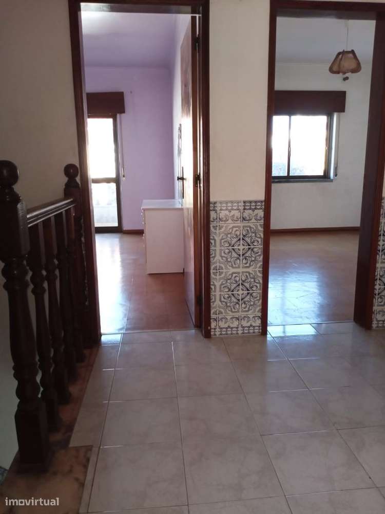 Moradia geminada com 5 quartos em Pinhal de Frades - Seixal-9