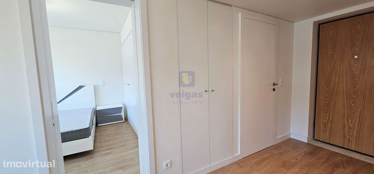 Apartamento T1 com parqueamento na Av. de Berlim, Olivais. - Grande imagem: 5/26