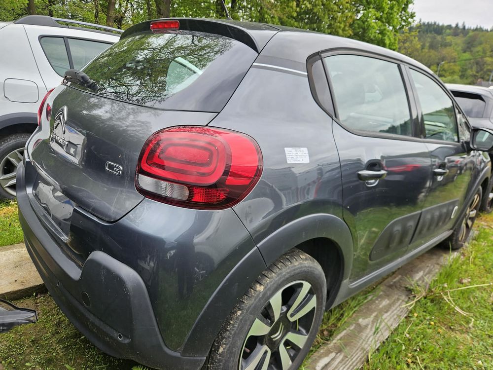 Citroën C3 III Pure Tech 82 SHINE 2017