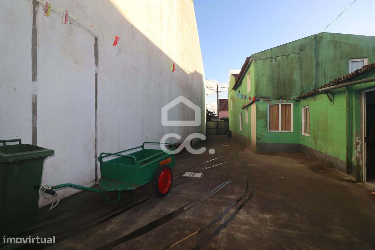 Moradia com 2+2 Quartos em Benfeitoria - Arrifes - Ponta Delgada-14