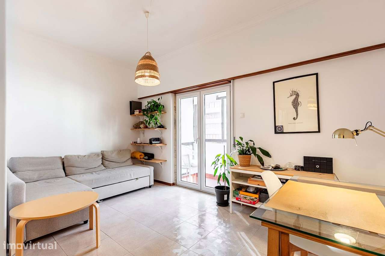 T1 com excelente planta e localização privilegiada — Oeiras - Grande imagem: 3/18