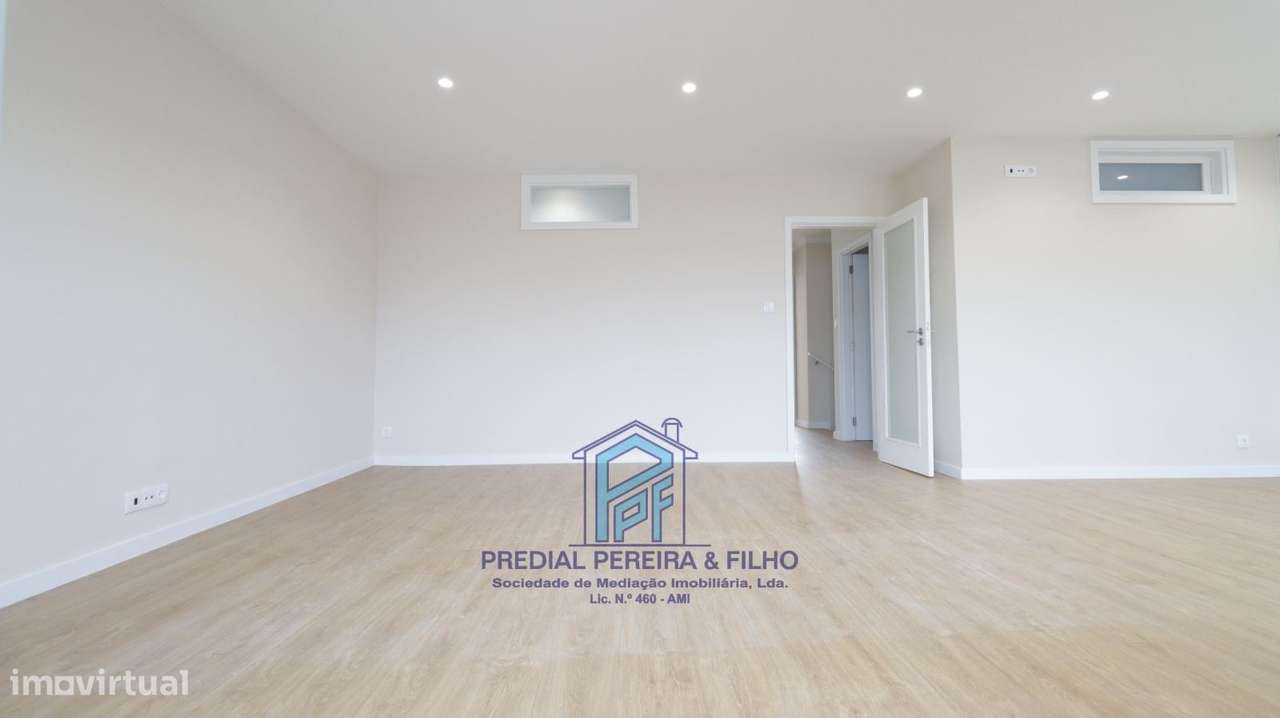 Andar Moradia T2+3 | Remodelado | Gueifães-Maia | Junto à Escola EB...-7