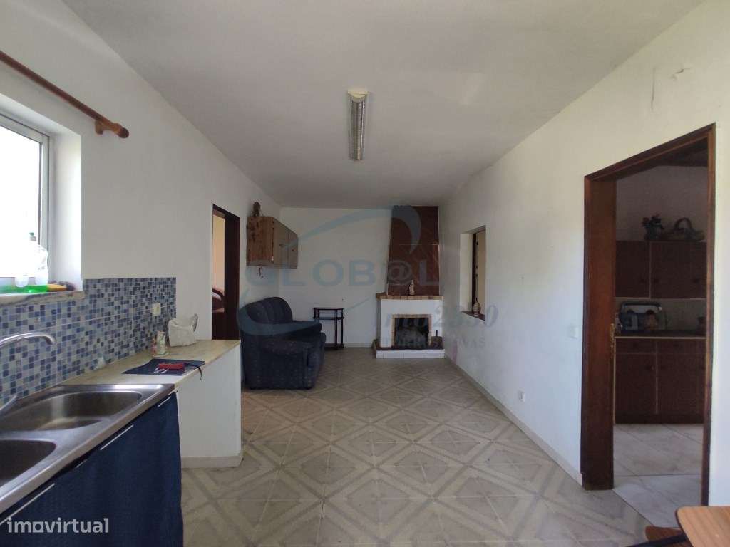 Quintinha com Moradia de Aldeia e Terreno em Zona Alta - Casal do P... - Grande imagem: 4/11