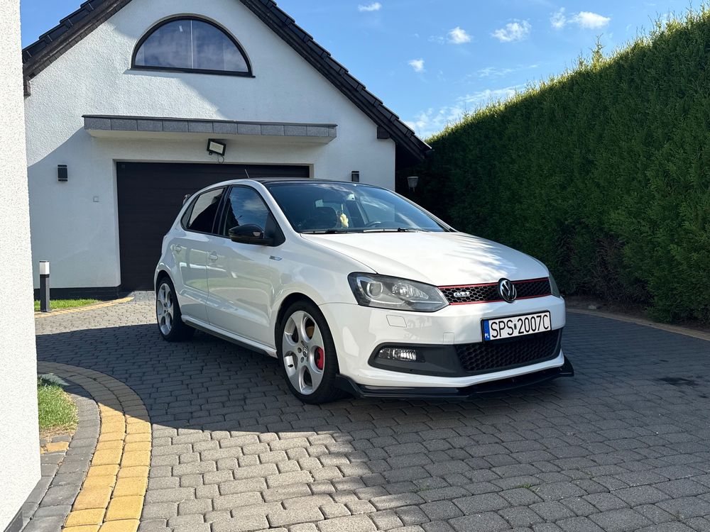 Volkswagen Polo V (2009-2017) 2011