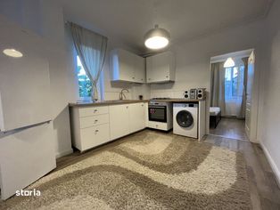 Apartament de 3 camere, 52.3mp, etaj intermediar, parcare, zona Teilor