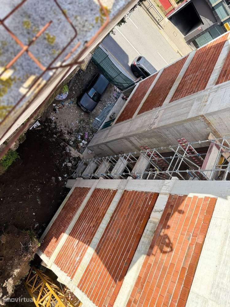 Predio 2 Apartamentos T3 duplex Santa Catarina - Grande imagem: 4/60