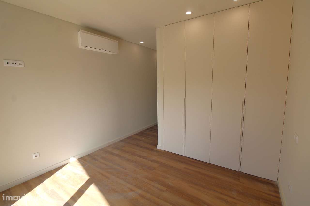 Luxuoso T3 Duplex em Viseu-16