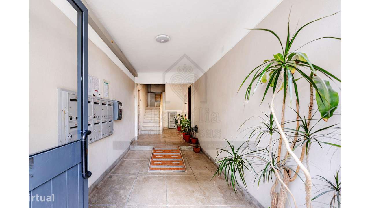 T2 Renovado em Benfica-17