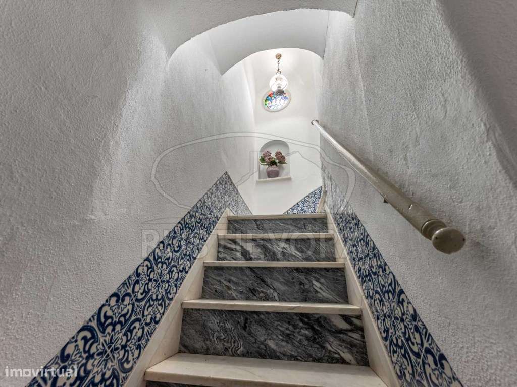 Moradia Unifamiliar T4 no Centro Histórico da Cidade - Potencial de...-20