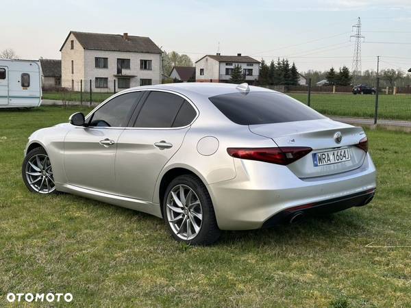 Alfa Romeo Giulia 2.0 Turbo 16V AT8-Q4 Sprint - 15