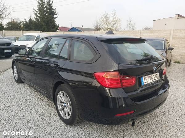 BMW Seria 3 320d DPF Touring - 21