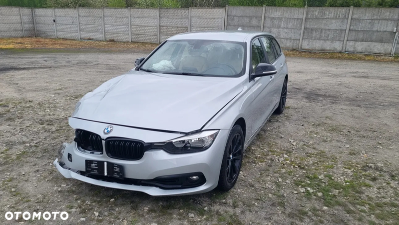 BMW Seria 3 320d Luxury Line sport - 15