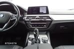 BMW Seria 5 530d Touring - 40