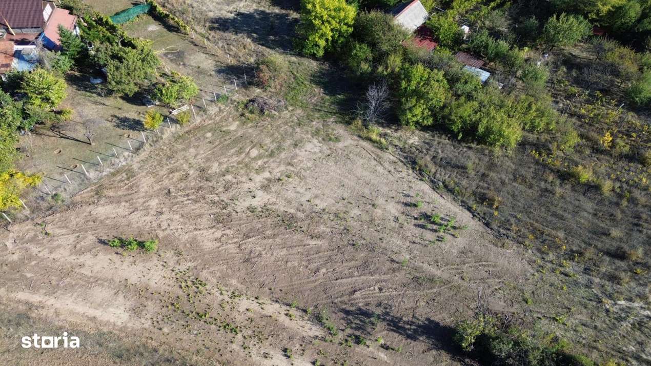 Teren 1000 mp intravilan construibil, 47m deschidere, Satul de vacanta - Imagine principală: 4/5