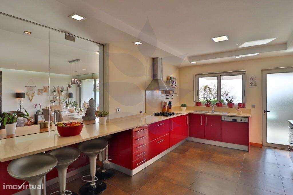 Moradia T4+Escritório na Areosa, junto à praia-11