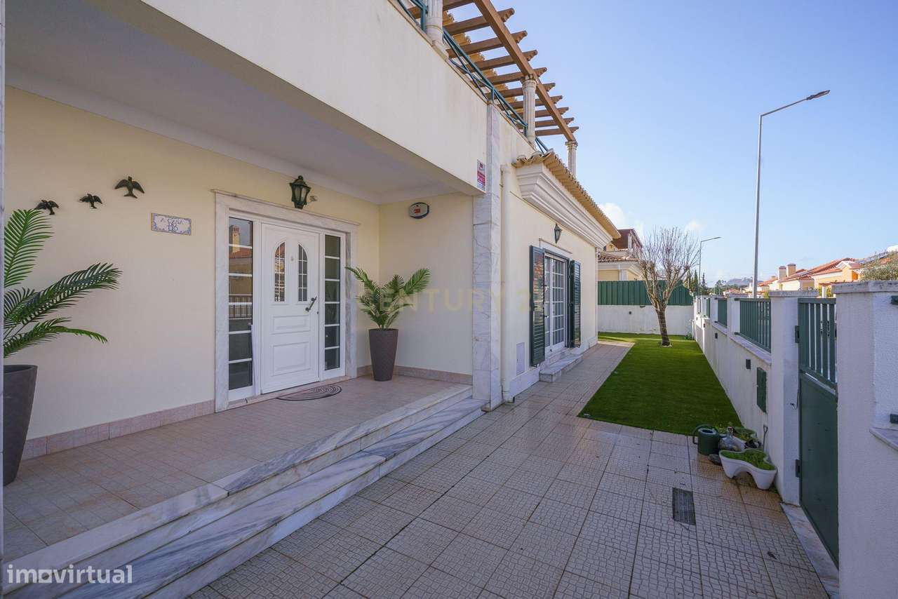 Moradia T4 de charme no Vale Ana Gomes, em Setúbal-27