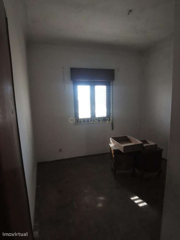 Prédio em São João da Talha, Loures-5