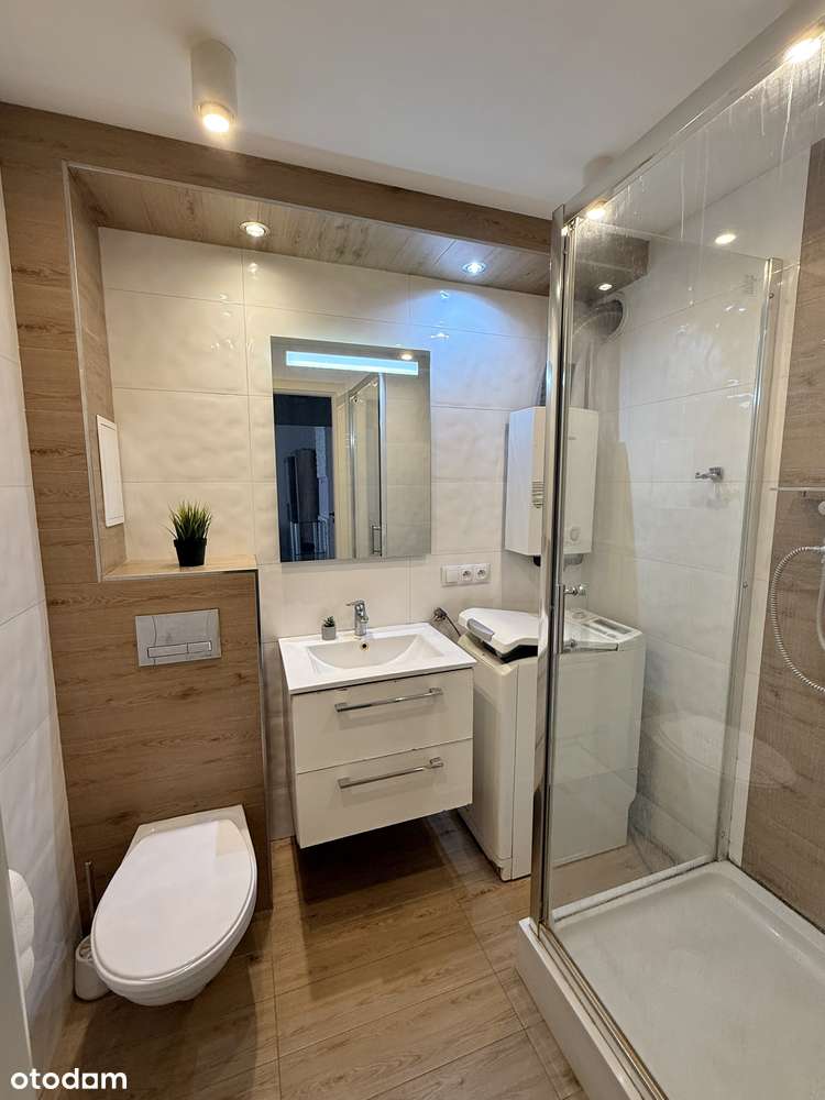 Przestronne 3-pokojowe mieszkanie z BALKONEM i ŁAZIENKĄ PO REMONCIE - Pełny obrazek: 2/11