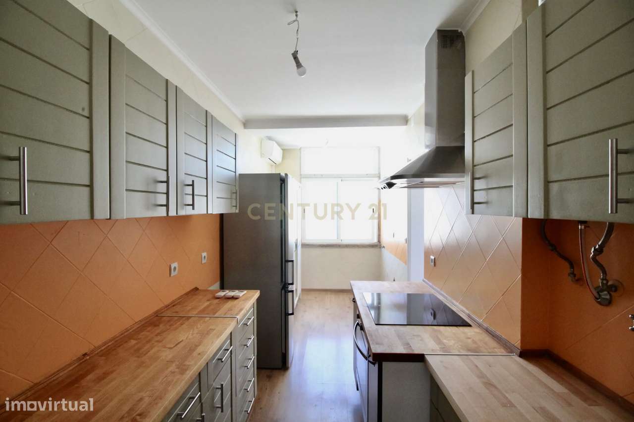 T3 Luminoso no Coração de Algés – Localização Premium! - Grande imagem: 5/21