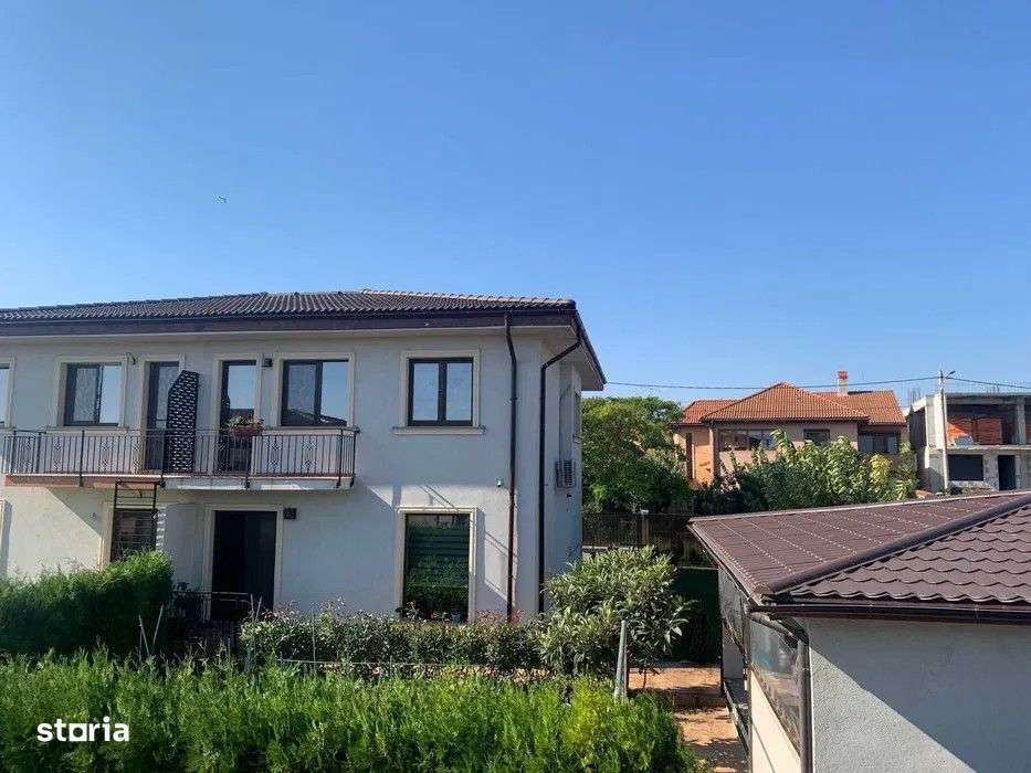 VILA DE VANZARE | OVIDIU | Vedere la Lac - Imagine principală: 2/8