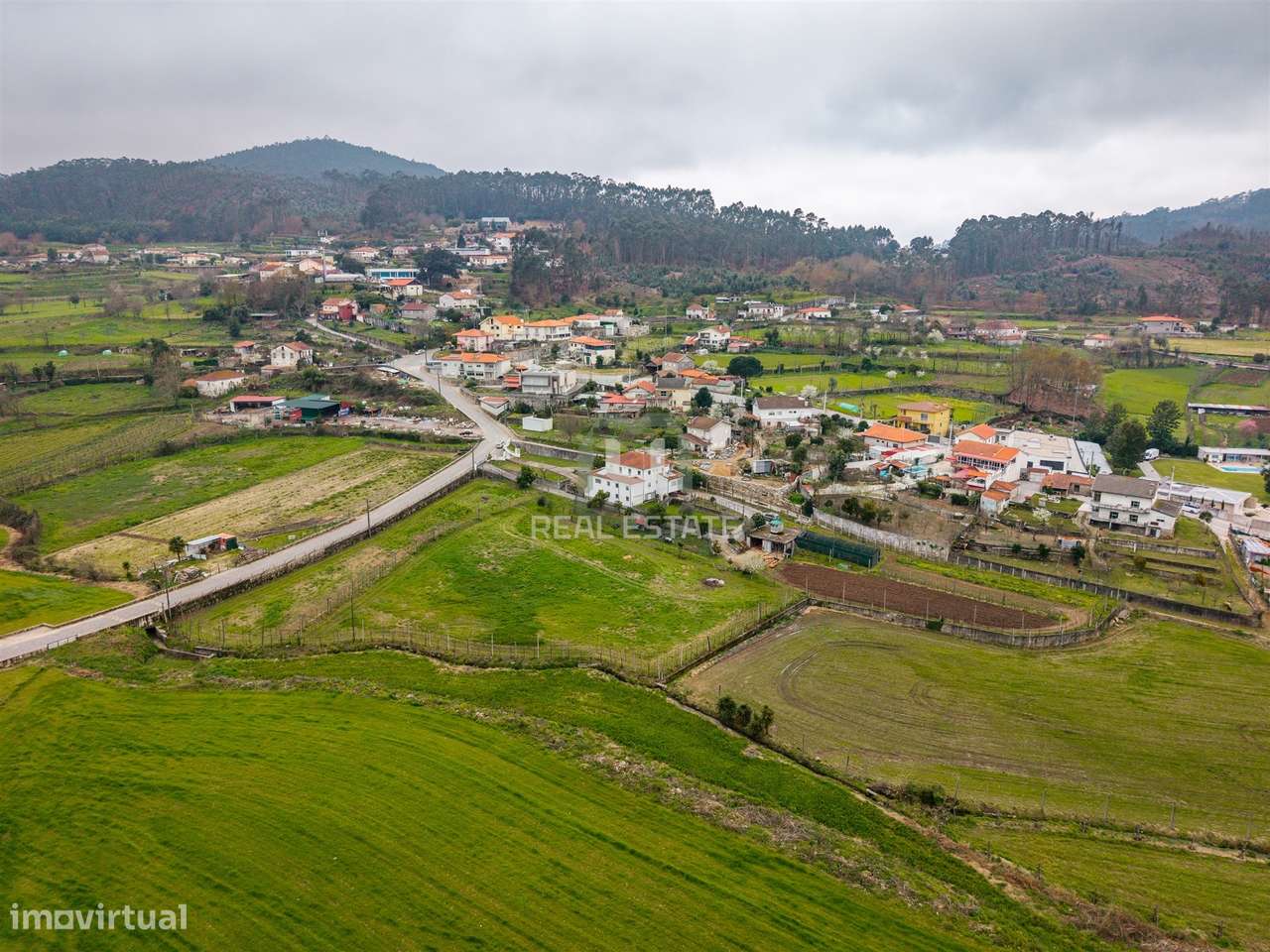 Moradia Isolada T5 Venda em Escudeiros e Penso (Santo Estêvão e São Vi-4