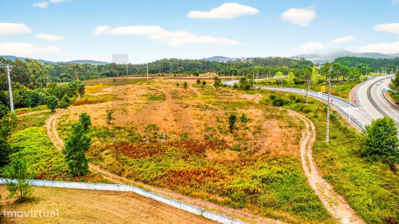 Terreno com mais de 25.000 m2, situado em Valença, Norte de Portugal, - Grande imagem: 5/19