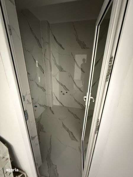 Apartament ultra central piata victoriei caracal - Imagine principală: 4/8