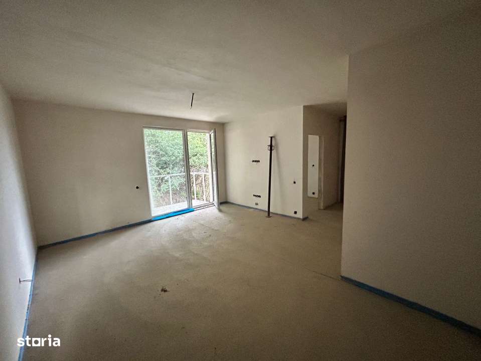 Apartament de 3 camere, 2 bai, 67mp zona Teilor - Imagine principală: 3/8