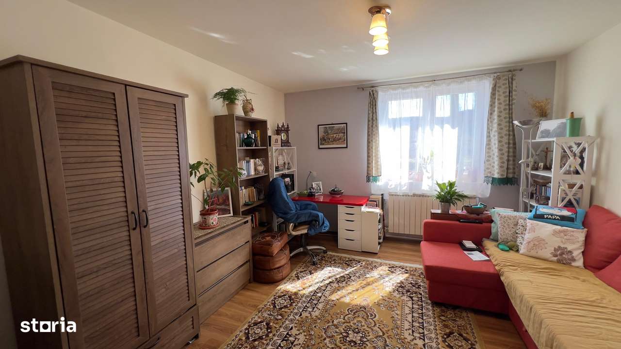 Apartament in casa tip vila-4