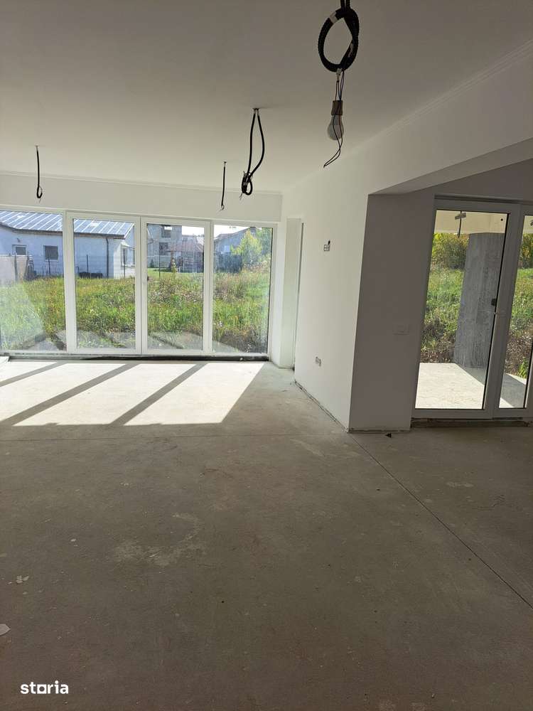 Casă semifinisată plan parter Paleu 3dormitoare,2 băi,bucătărie+living-14