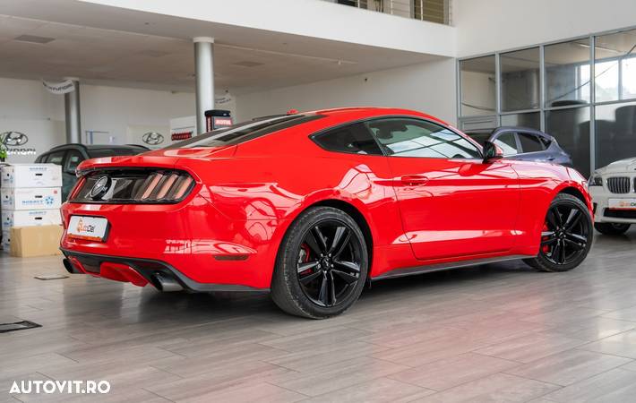 Ford Mustang 2.3 EcoBoost - 5