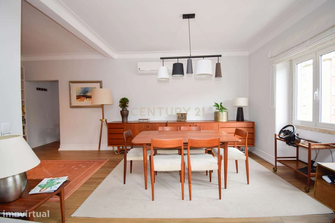 T3 Renovado | Luminosidade Natural | Localização Premium na Alameda /-24