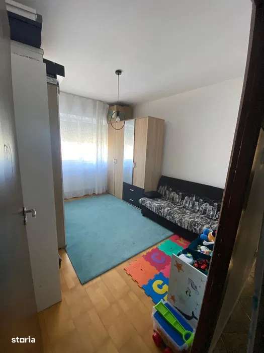 Apartament 3 camere, decomandat – Zona Soarelui, str. Lucian Blaga - Imagine principală: 5/8