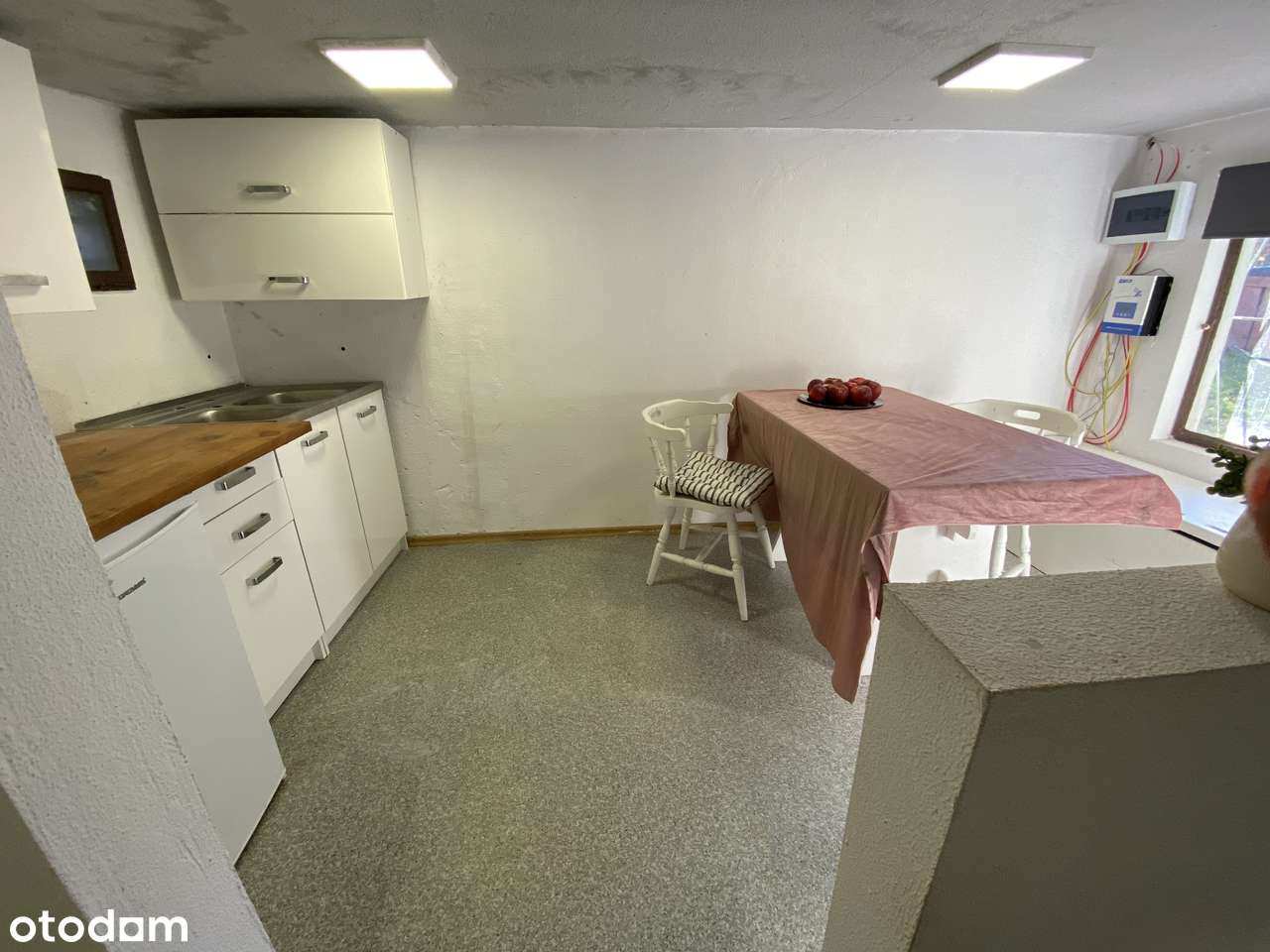 Kameralny dom 30 m² z kominkiem, blisko natury - Pełny obrazek: 4/16