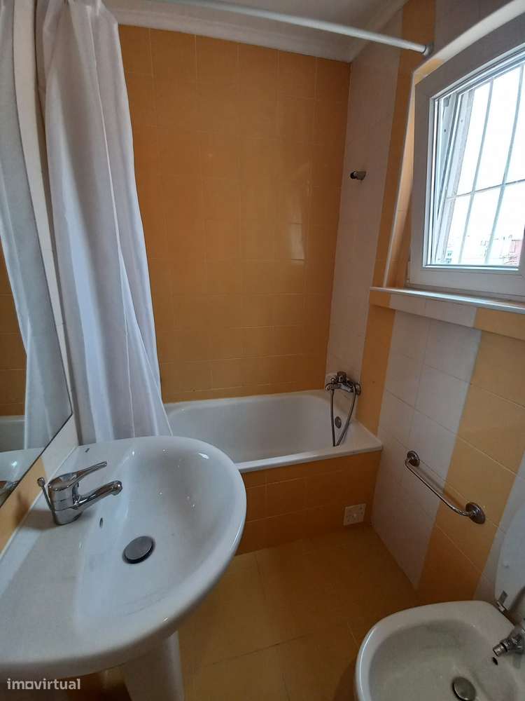 T1 EntreCampos a 5 minutos da estação de metro - Grande imagem: 4/17