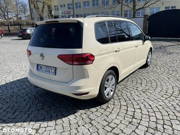 Volkswagen Touran - 2