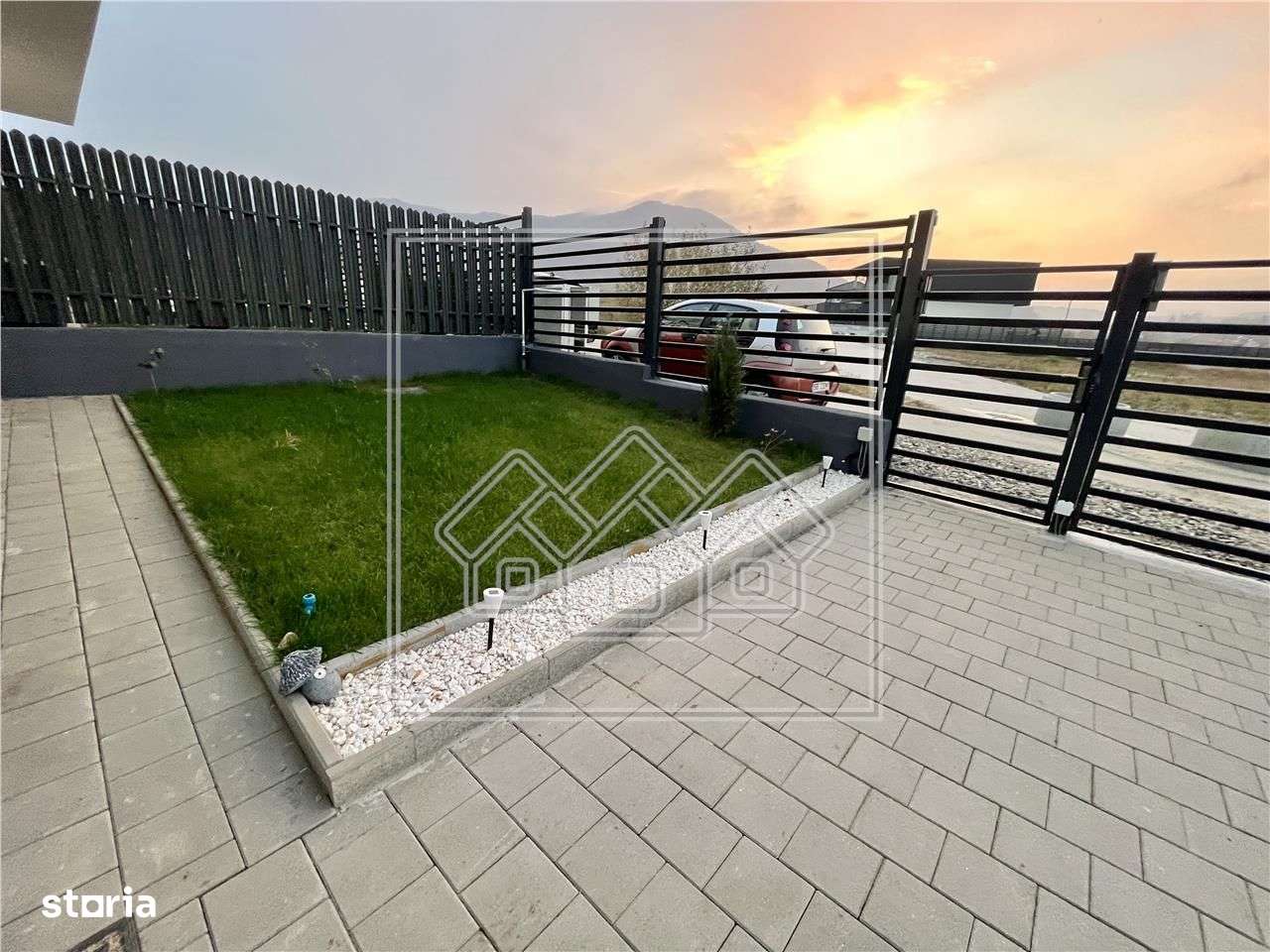 Casa superba, curte libera 200 mp - priveliste spre munti - Cisnadie - Imagine principală: 4/20